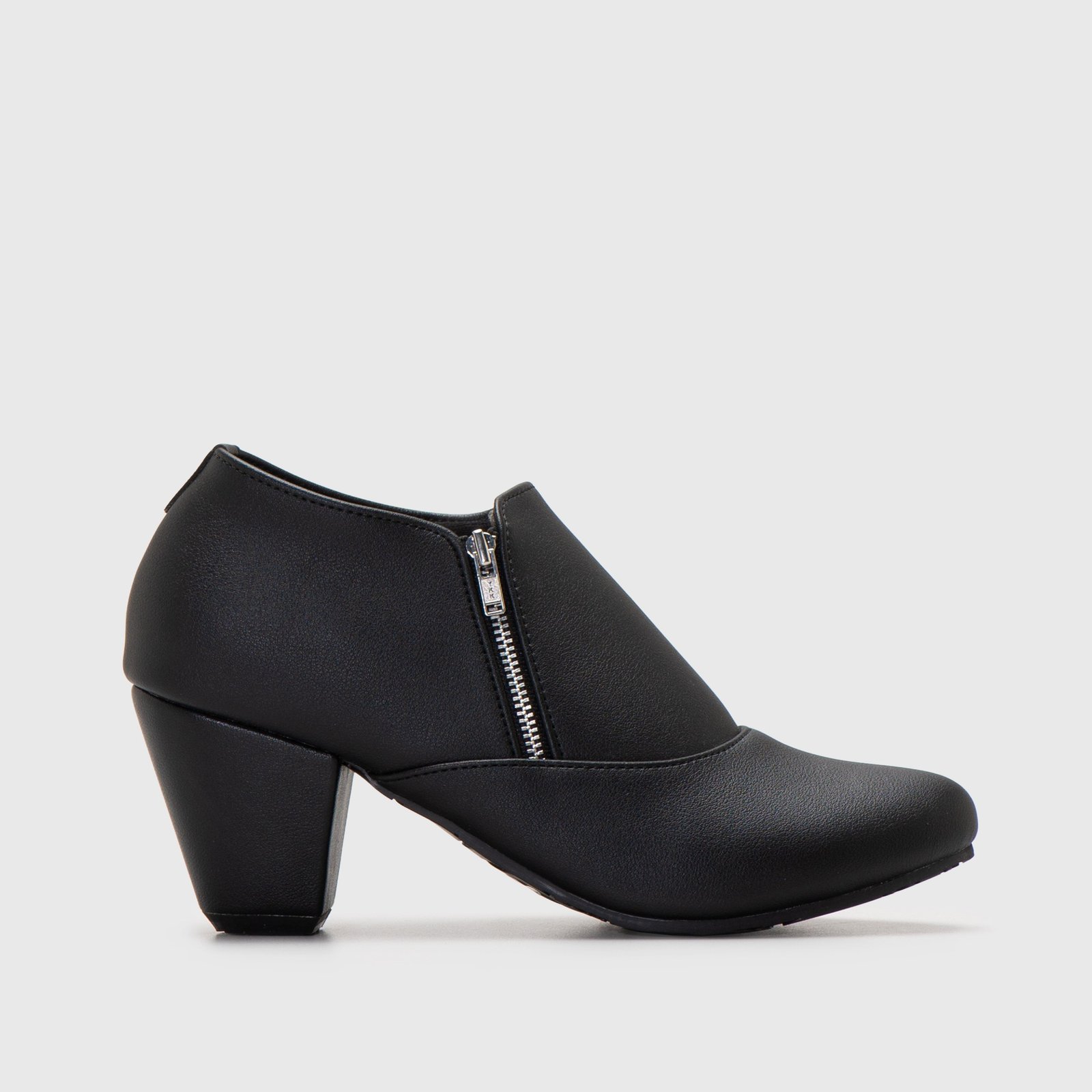 Potamogeton Heels Black - Image 2