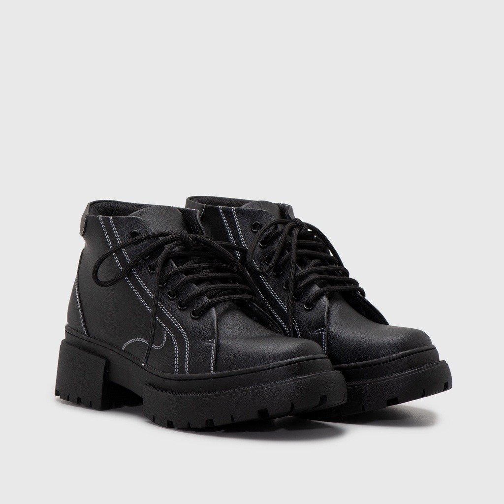 Hiza Boots Black