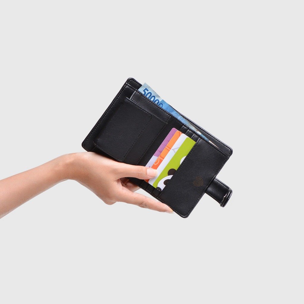 Akira Wallet Black - Image 6