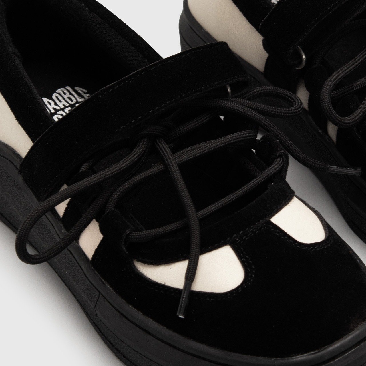 Aviwe Sneakers Genuine Leather Bnw - Image 6