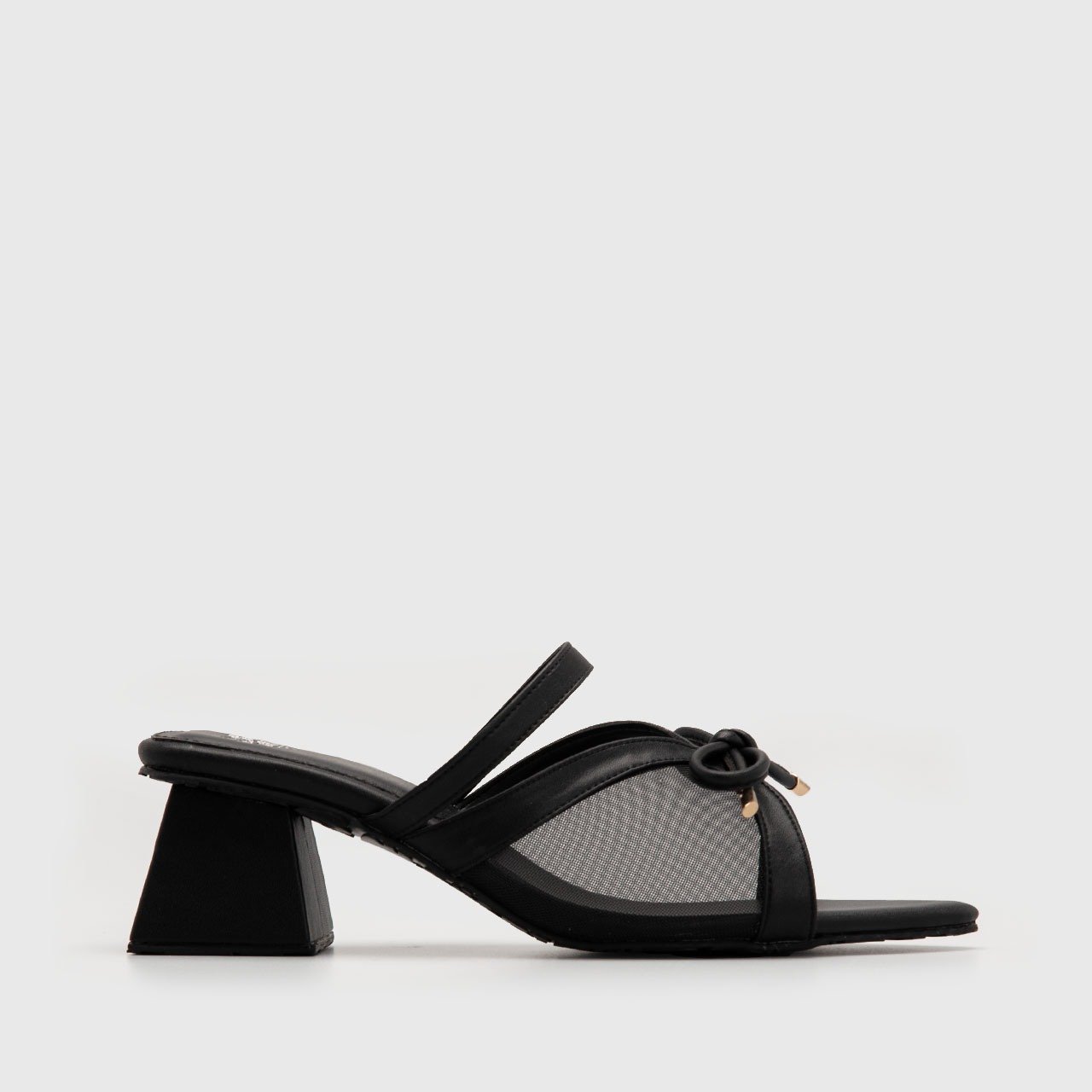 Trela Heels Black - Image 3