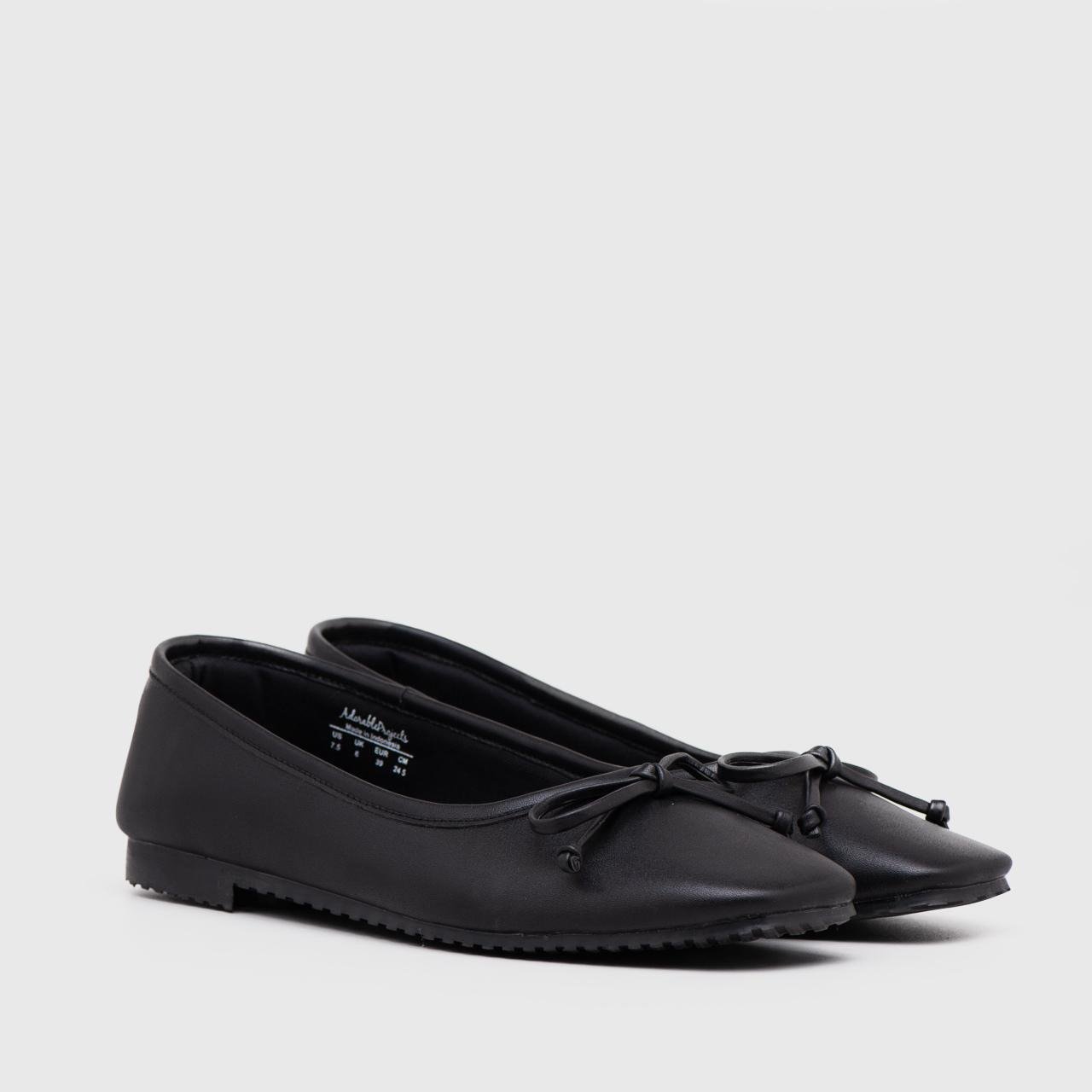 Dilwyn Flat Shoes Black