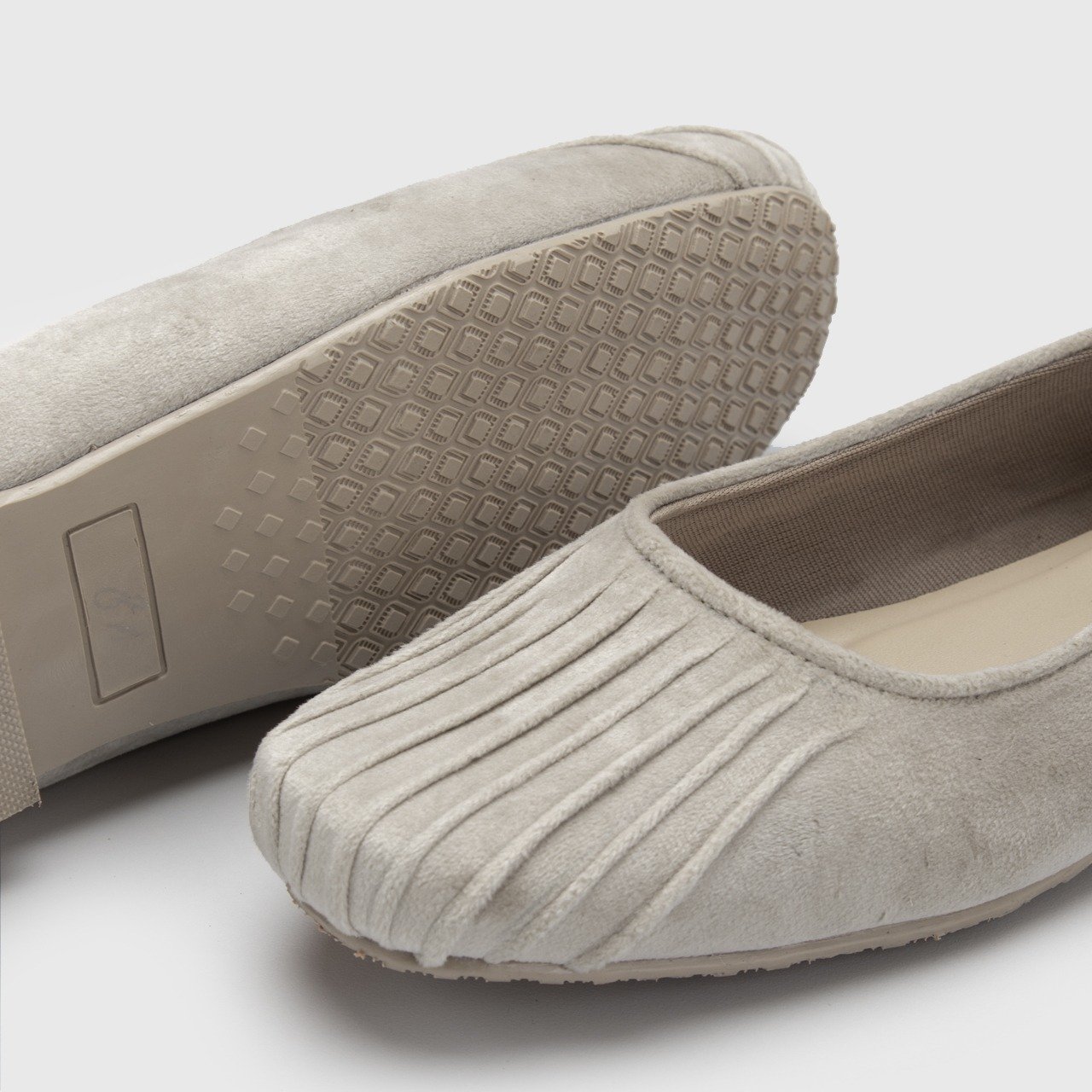 Clariza Flat Shoes Cream - Image 5
