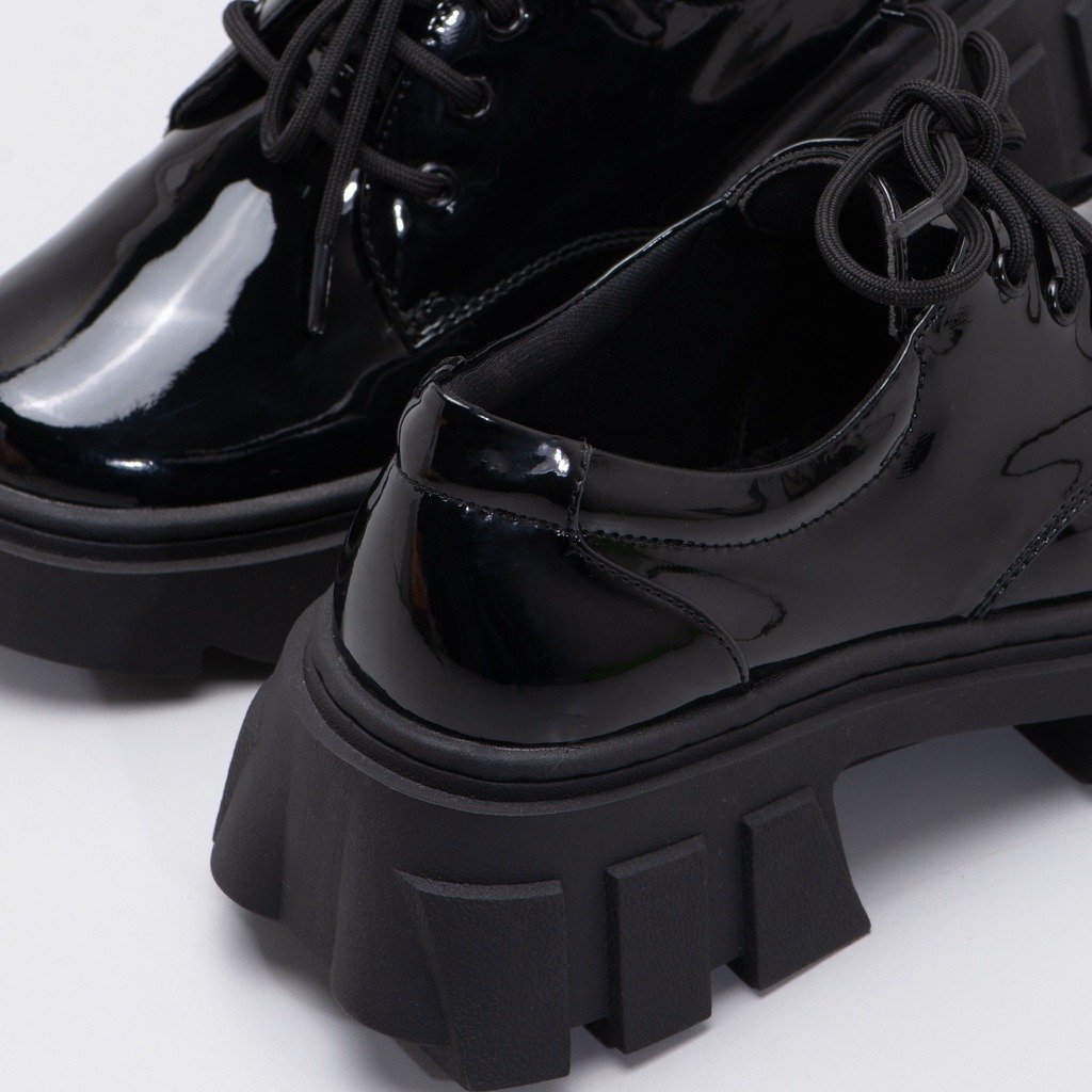 Denitta Oxford Black - Image 3