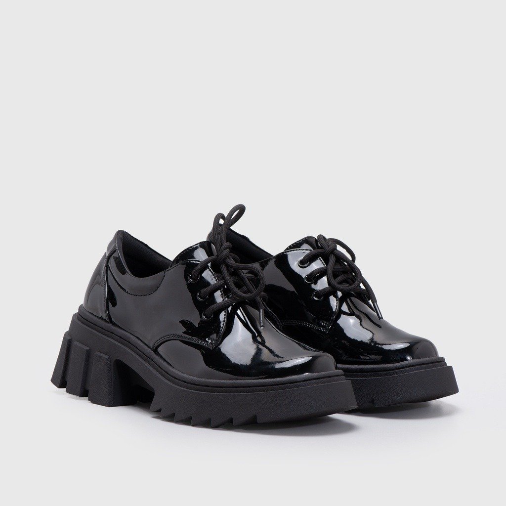Denitta Oxford Black