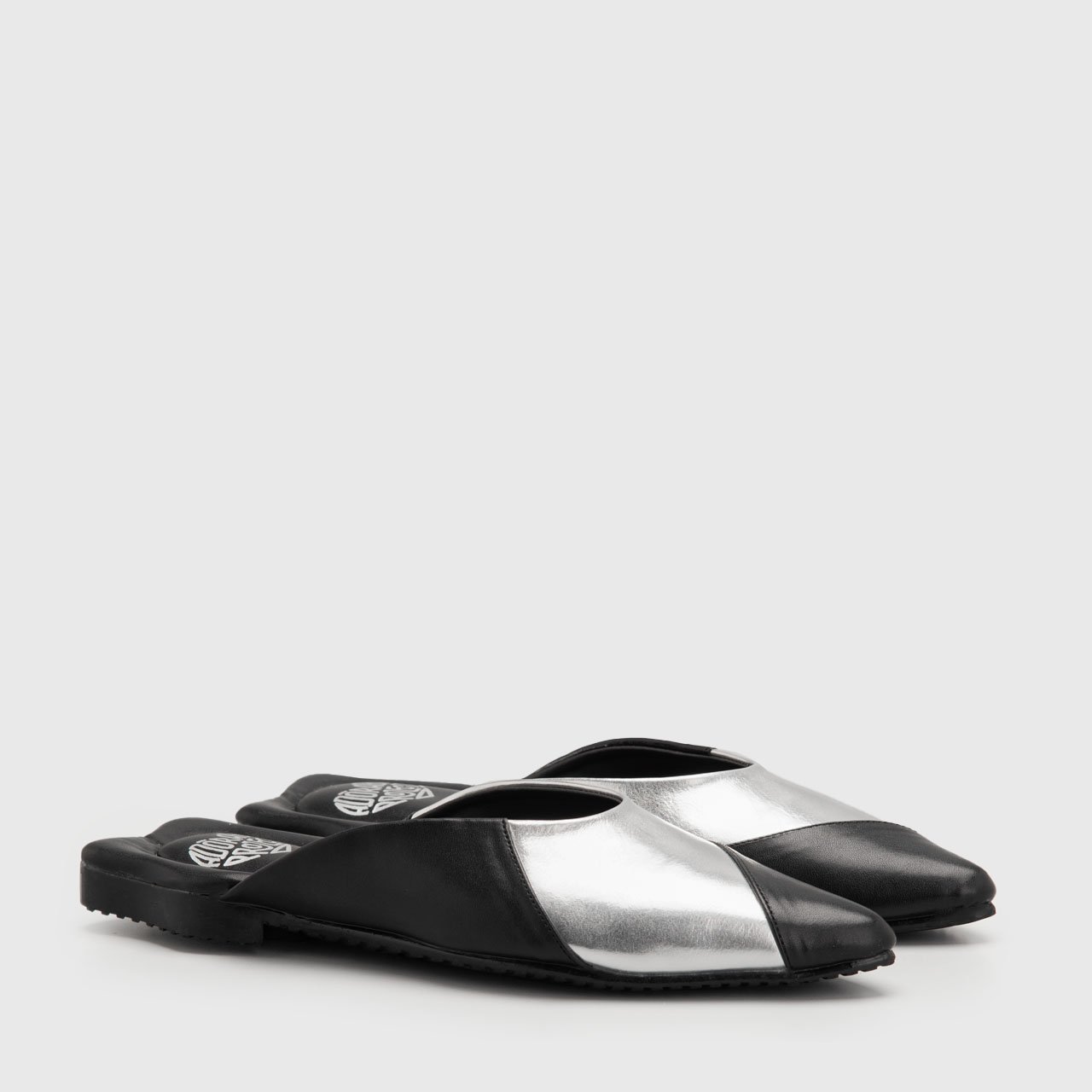 Wayari Mules Black Silver