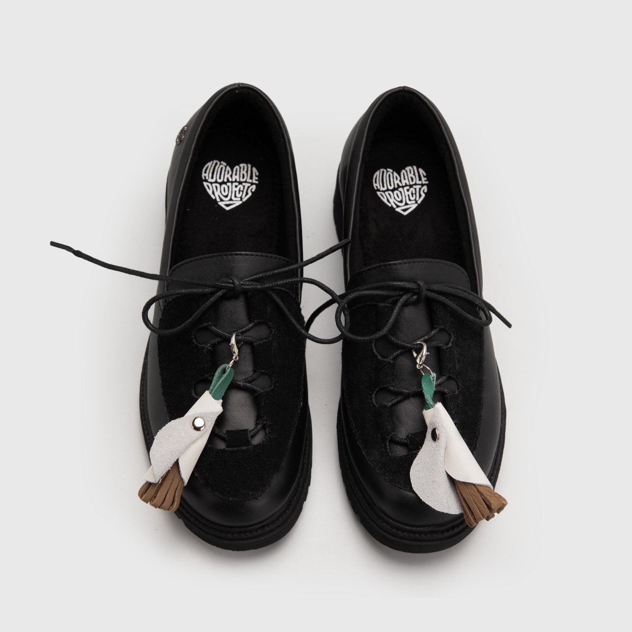 Wipe Shoe Charm Brown - Image 4