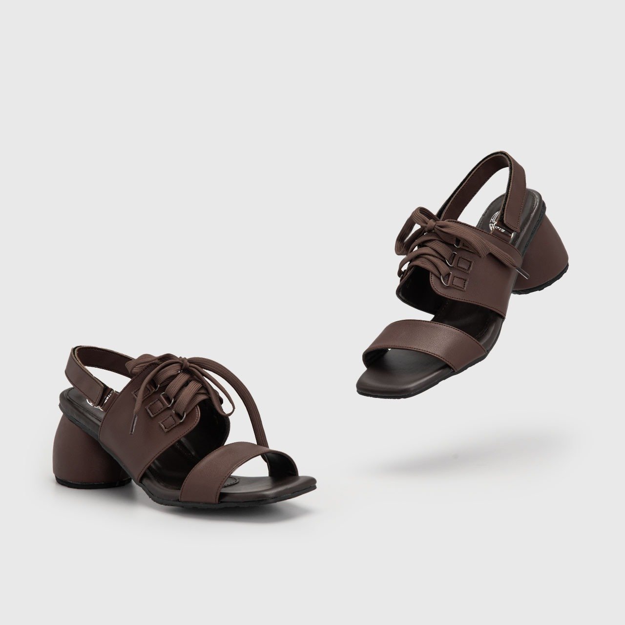 Veloura Heels Brown - 36