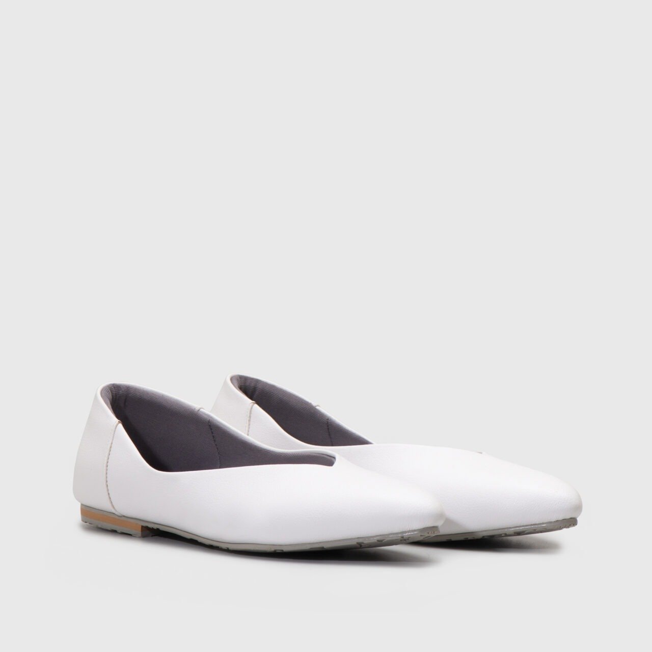 Alani Flat Shoes White