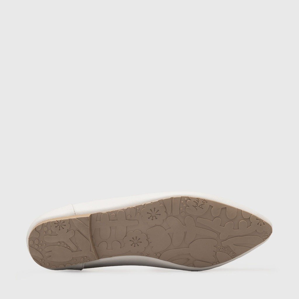 Alani Flat Shoes White - Image 8