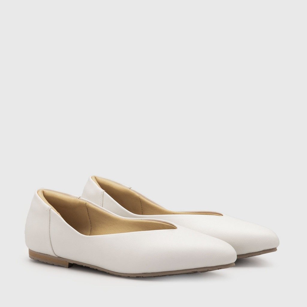 Alani Flat Shoes White