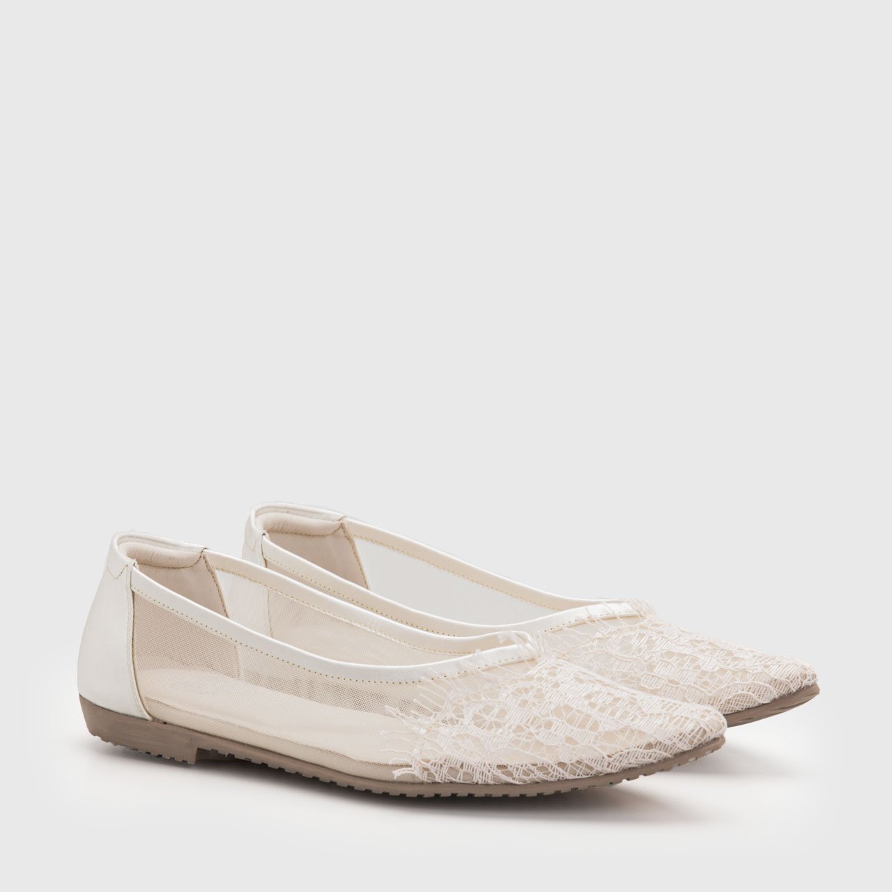 Isola Lace Flat Shoes Cream