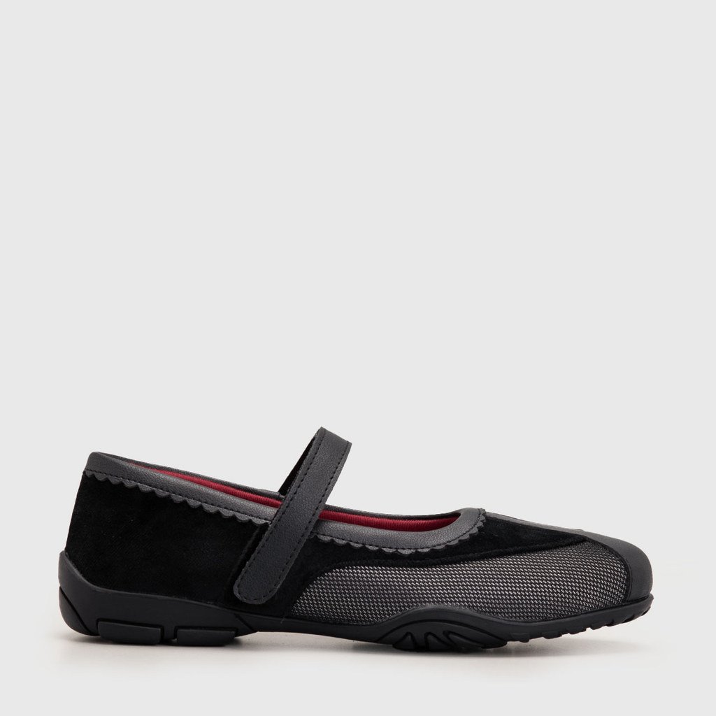 Necya Flat Shoes Black - Image 4