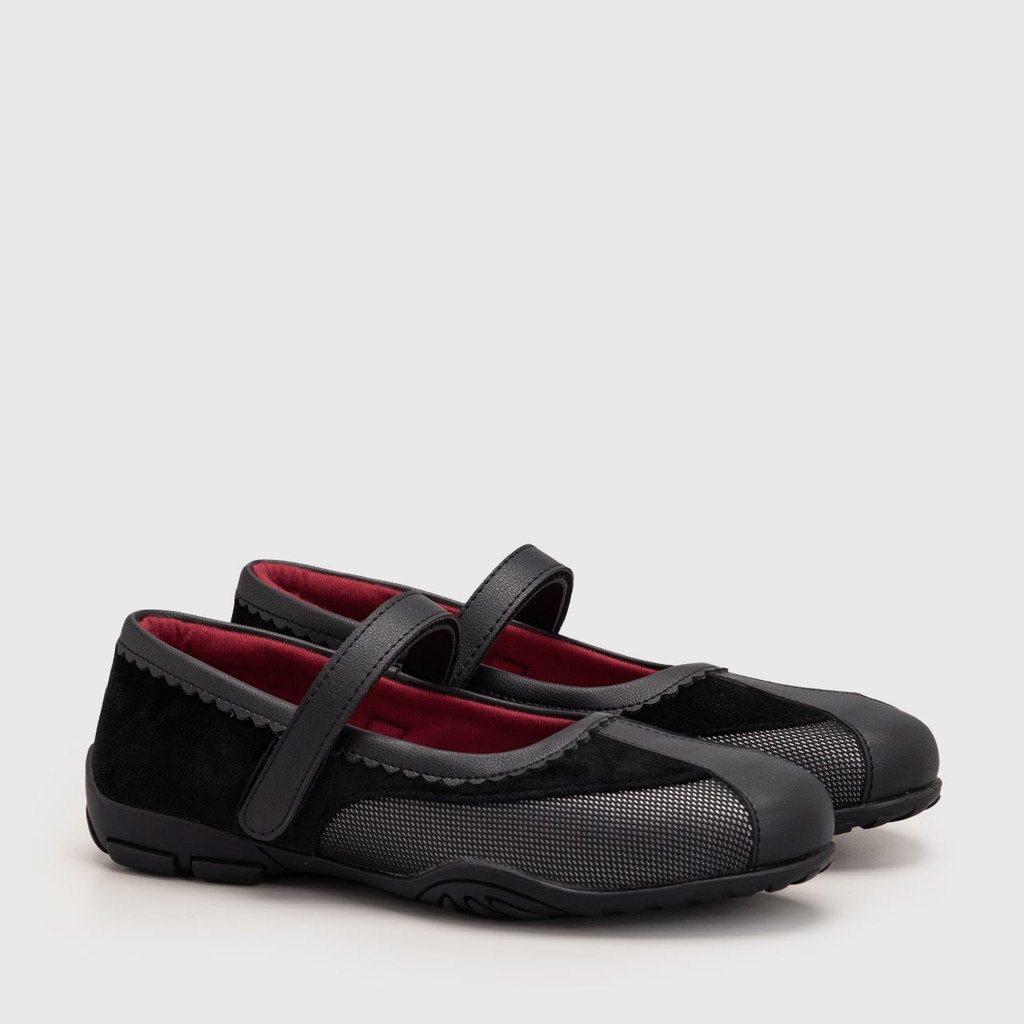 Necya Flat Shoes Black