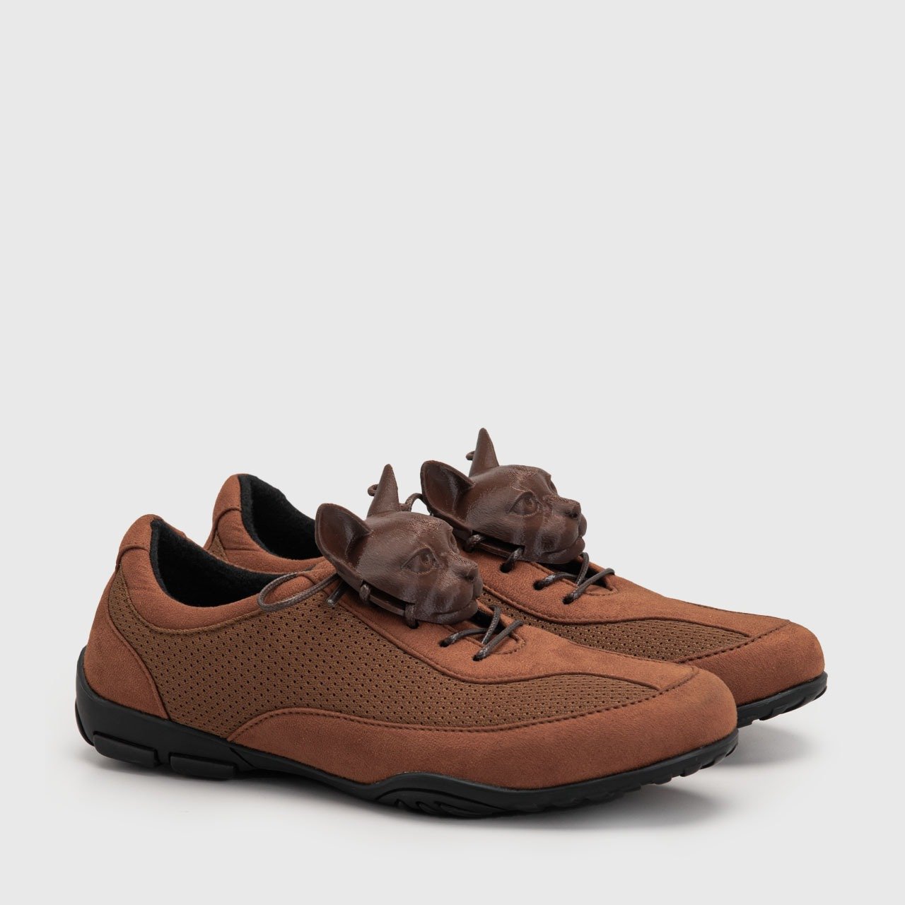 Alvairy Sneakers Brown