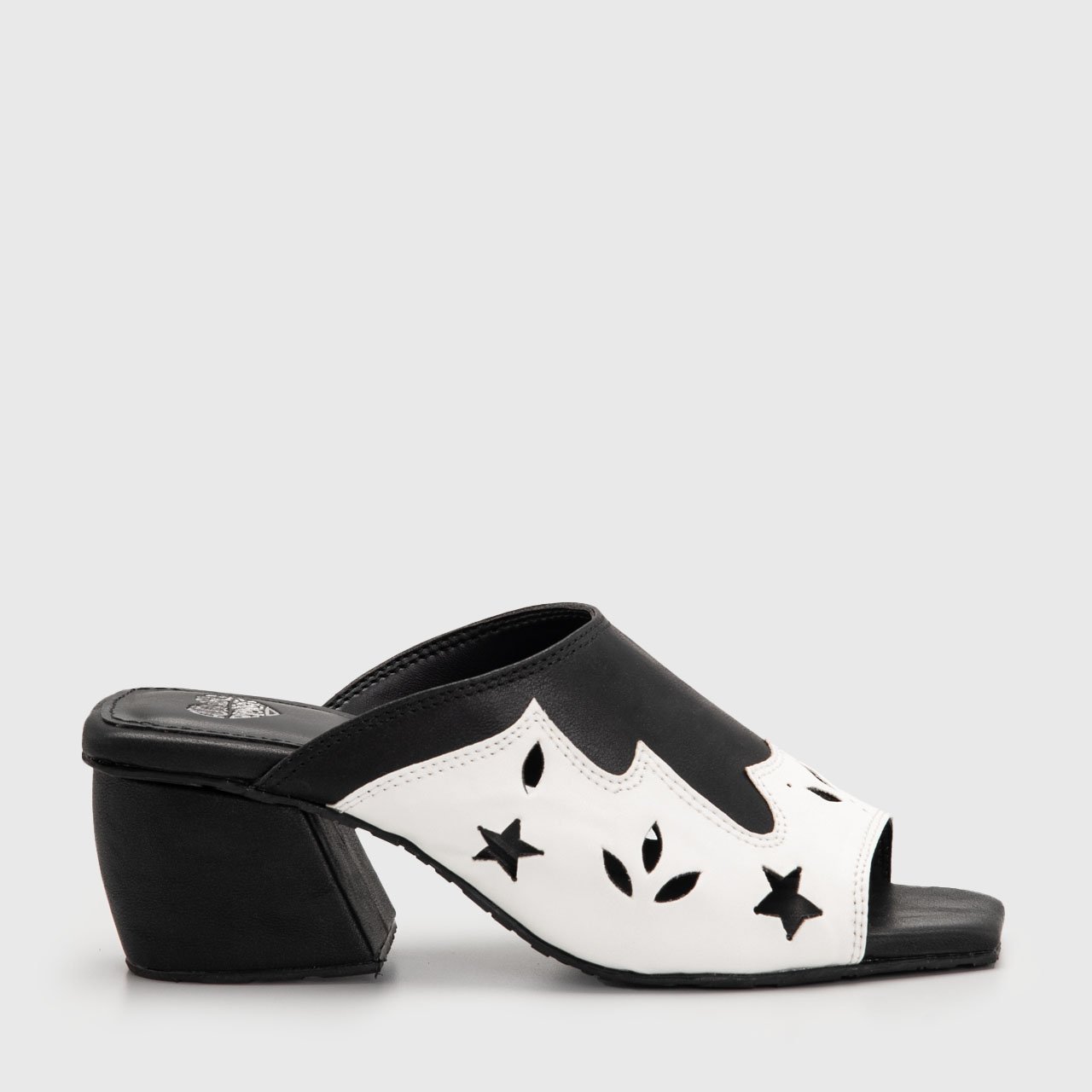 Revesya Heels BnW - Image 4